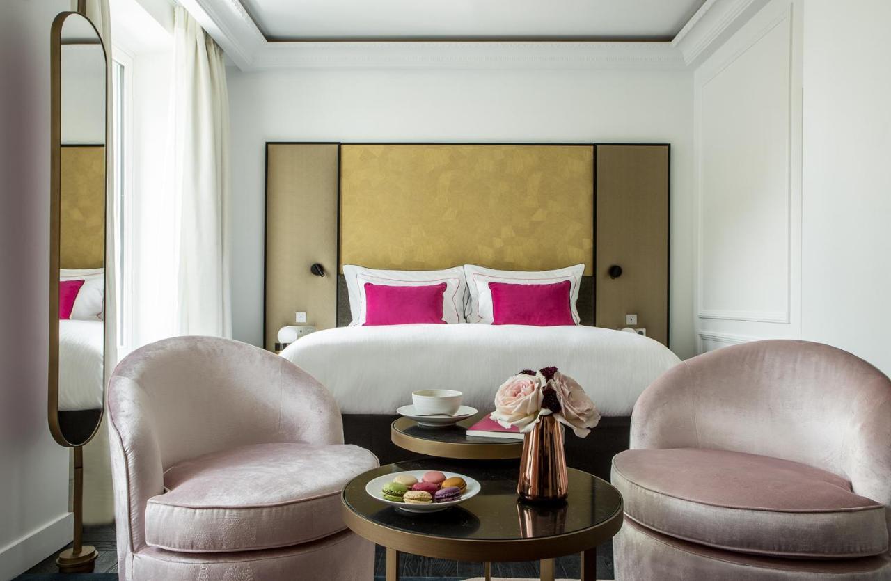 Fauchon L'Hotel Париж Екстер'єр фото A room at the hotel